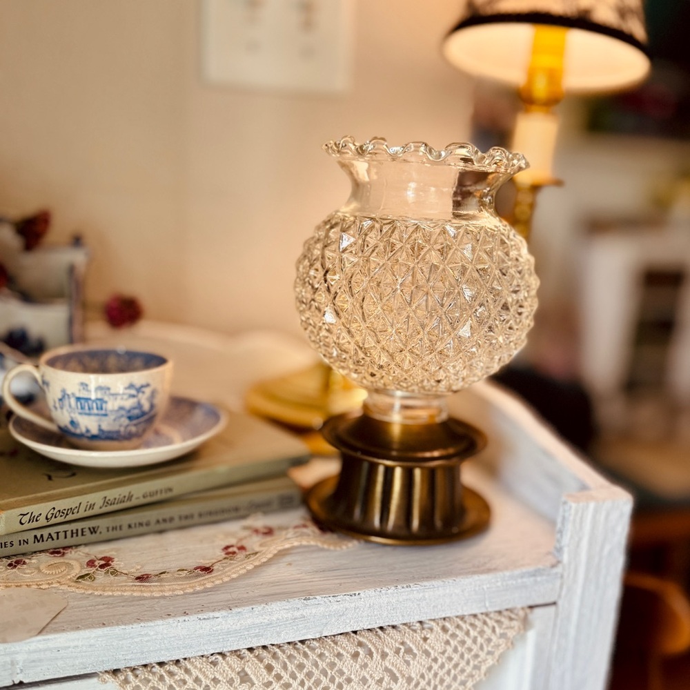 Vintage-Inspired Glass and Brass Accent Lamp